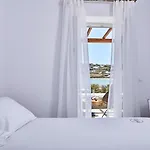 Mykonos Waves House & Apart Otel