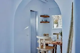 Mykonos Waves House & Apartahotel 4*