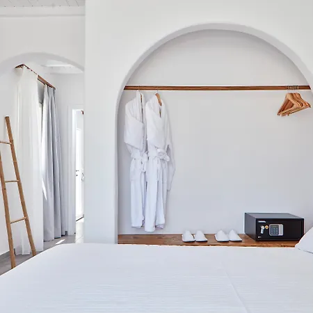 Mykonos Waves House & 4* Ornos (Mykonos)