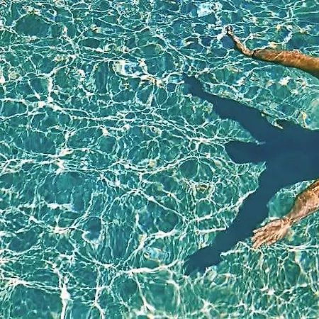 Mykonos Waves House & 4*