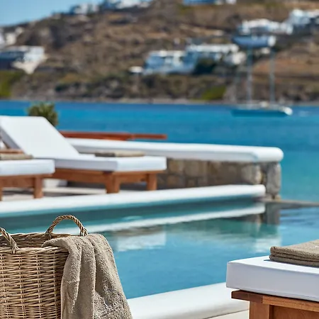 Mykonos Waves House & Aparthotel