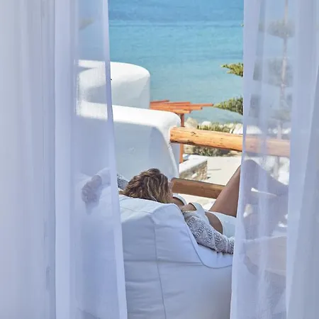 Mykonos Waves House & 4*