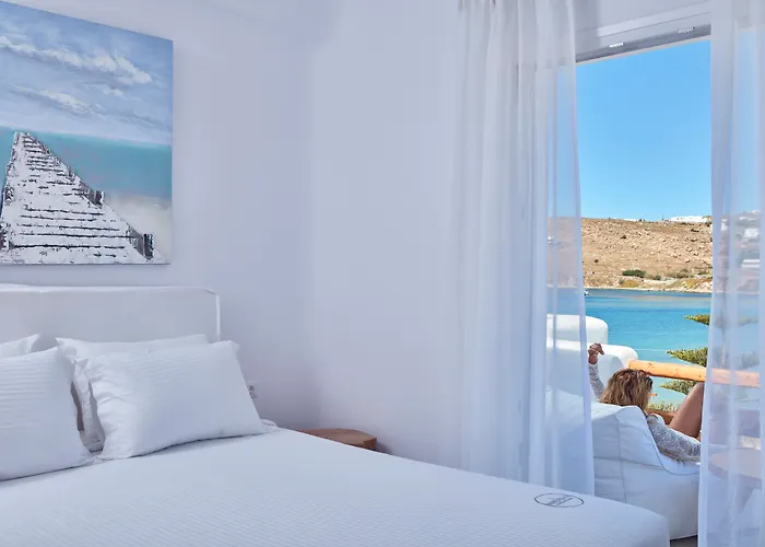Mykonos Waves House & 4* 오르노스