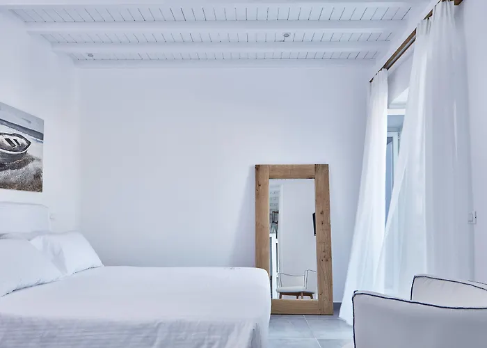 Mykonos Waves House & 오르노스